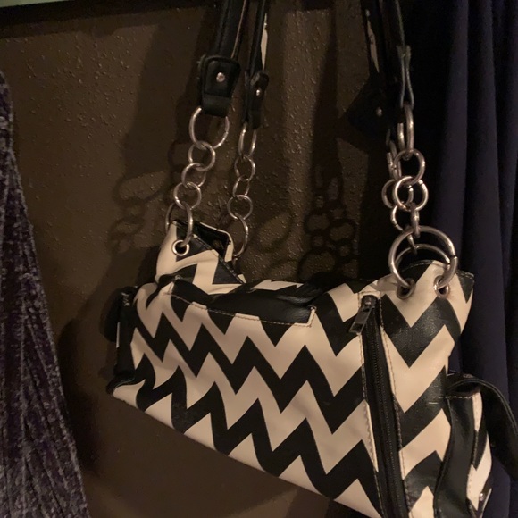 Purse - Picture 3 of 3